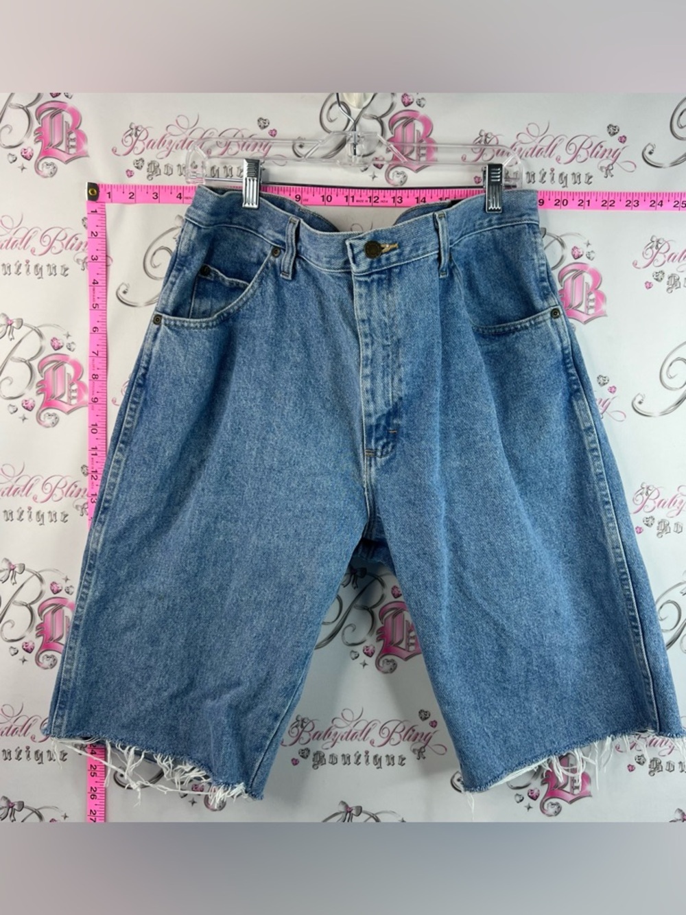 Wrangler shorts Bermuda long cut off distressed Light Blue Denim Cut-Off Shorts